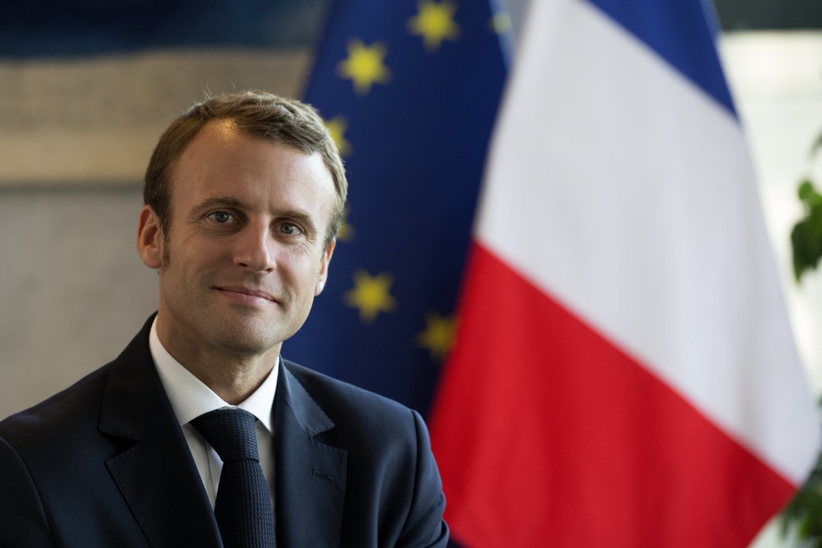 Emmanuel Macron Sworn In As French President Dynamite News