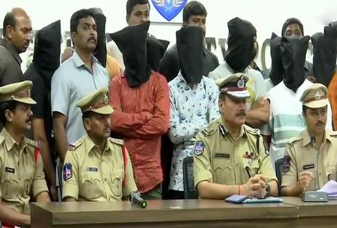 Hyderabad police arrested 9 persons including a juvenile in dacoity