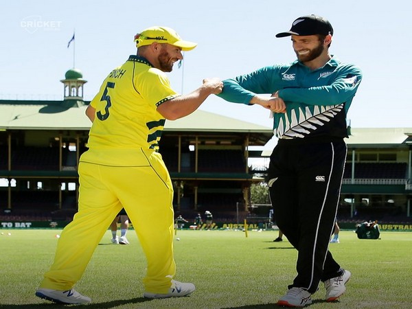 Aaron Finch and Kane Williamson during toss in first ODI at SCG